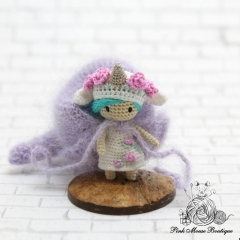 Layna, the Magical Unicorn amigurumi pattern by Pink Mouse Boutique