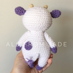 Chloe the Small Cow amigurumi pattern by All From Jade