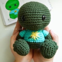 Emmy & Eddy the Turtles amigurumi pattern by All From Jade