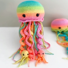Melinda and Joanna the Jellyfish Moms & their babies amigurumi by All From Jade