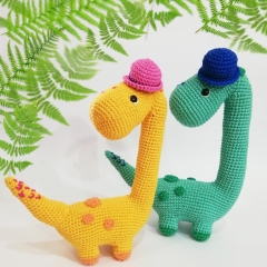 Alfred Dinosaur amigurumi pattern by Conmismanoss