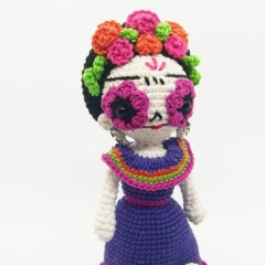 Doll, day of the dead amigurumi pattern by Conmismanoss