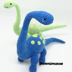 Simon Brontosaurus amigurumi pattern by Conmismanoss