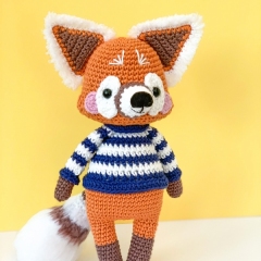 Kora the Red Panda & Kit the Raccoon amigurumi pattern by Lex in Stitches