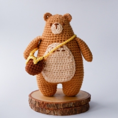 Honey Bear amigurumi pattern by Eweknitss