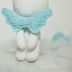 Snowy the Little Bear amigurumi by Momi Dolls