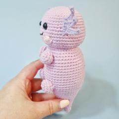 Annie the Axolotl amigurumi pattern by Cara Engwerda