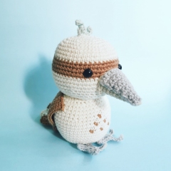 Chia the Kookaburra amigurumi pattern by Cara Engwerda