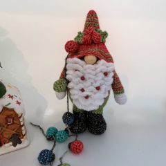 Bauble Noel the Gnome amigurumi pattern by PoseyplacebyDenise