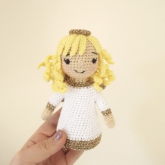 Angelica the Angel Christmas Tree Topper amigurumi pattern by Smiley Crochet Things