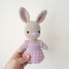 Bella the Bunny amigurumi pattern by Smiley Crochet Things