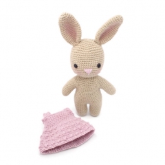 Bella the Bunny amigurumi by Smiley Crochet Things