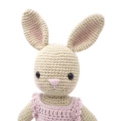 Bella the Bunny amigurumi pattern by Smiley Crochet Things