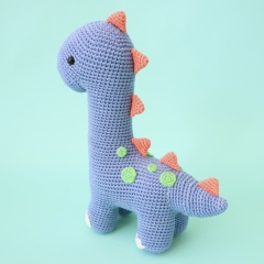 Dora the Diplodocus Dinosaur amigurumi pattern by Smiley Crochet Things