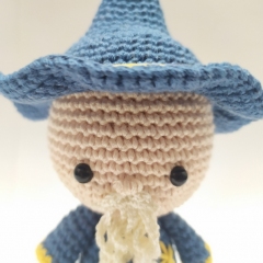 Little Big Wizard amigurumi pattern by Imigurumis