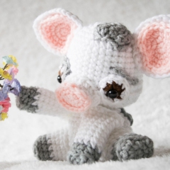 Pua Piglet amigurumi pattern by Sweet N' Cute Creations