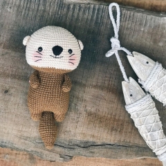 My Tiny Otter amigurumi by NgocLinh