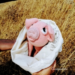 Fiona, the piggy amigurumi by Cucapuntoes