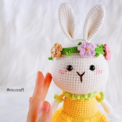 Joli the bunny amigurumi by RiO Craft