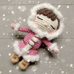 Kaya the Inuit amigurumi by Coco On The Rainbow