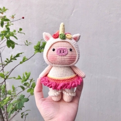 The Pony Pig  amigurumi pattern by Jenniedolly