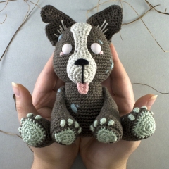 Digger the zombie dog amigurumi pattern by Lise & Stitch