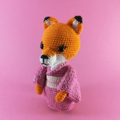 Hana the fox amigurumi by Lise & Stitch