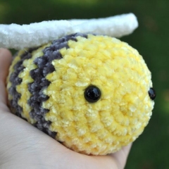 Bree the Velvet Bumblebee amigurumi pattern by The Kotton Kaboodle