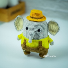 Elephant the Farmer amigurumi pattern by Lennutas