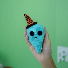 Mini Ghosts amigurumi pattern by Lennutas