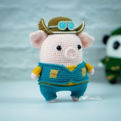 Piggy the Aviator amigurumi pattern by Lennutas