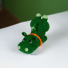 Yoga Hippo amigurumi pattern by Lennutas