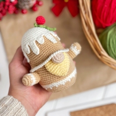 Gnome Gingerbread Man amigurumi by Knit.friends