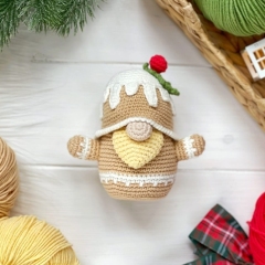 Gnome Gingerbread Man amigurumi pattern by Knit.friends