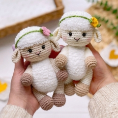 Plush lambs amigurumi by Knit.friends