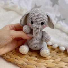 Safari Elephant amigurumi pattern by Knit.friends