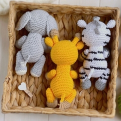 Safari Elephant amigurumi pattern by Knit.friends