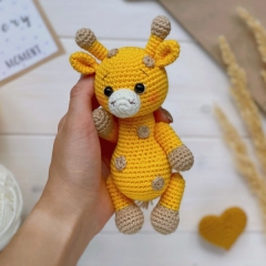 Safari Giraffe amigurumi pattern by Knit.friends