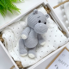 Safari hippo amigurumi pattern by Knit.friends