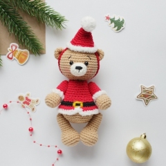 Santa the bear amigurumi by Knit.friends