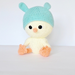 Sam the Chick amigurumi pattern by Woolytoons