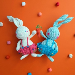 Oliver the Bunny amigurumi pattern by Natura Crochet