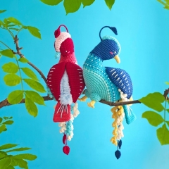 Sofia the Bird of Paradise  amigurumi by Natura Crochet