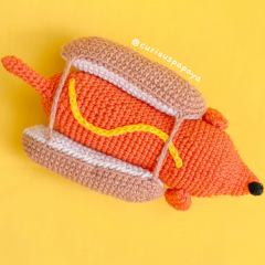 Weenston the Weiner Dog amigurumi pattern by Curiouspapaya