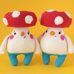 Guba, the amanita muscaria amigurumi pattern by Kurumi