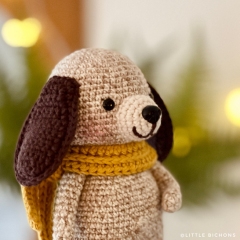 Helmut Dog amigurumi pattern by Little Bichons