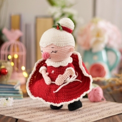 Mrs. Claus amigurumi pattern by LaCigogne