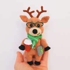 Viktor the reindeer amigurumi pattern by LaCigogne