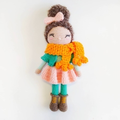 Melina the doll amigurumi by The blue bobbin