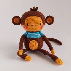 Sipho the monkey amigurumi by The blue bobbin